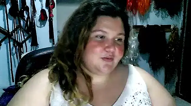 Snapshot of squirt322bbw chatting on January 2025 10:22:01 PM squirt322bbw online show from January 2025 10:22:01 PM