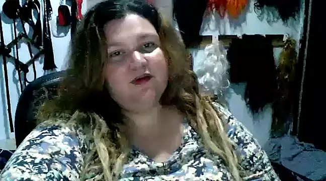 Snapshot of squirt322bbw chatting on January 2025 02:45:02 AM squirt322bbw online show from January 2025 02:45:02 AM