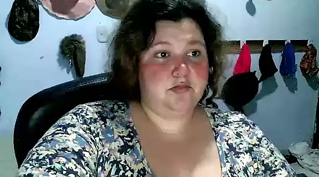 Snapshot of squirt322bbw chatting on March 2025 09:13:01 PM squirt322bbw online show from March 2025 09:13:01 PM