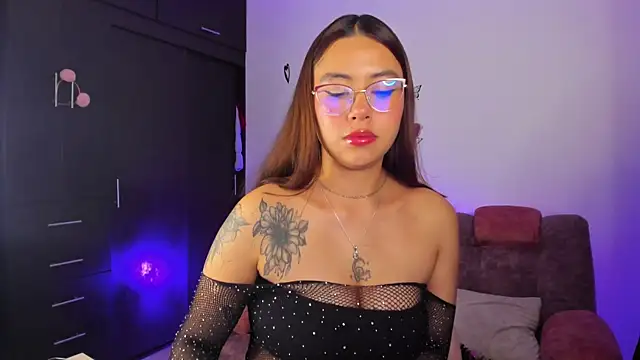 Snapshot of Nasha_abby chatting on March 2025 04:05:01 AM Nasha abby online show from March 2025 04:05:01 AM