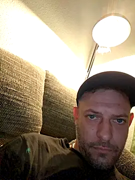 Snapshot of Percy_ohv chatting on October 2025 05:36:01 PM Percy ohv online show from October 2025 05:36:01 PM