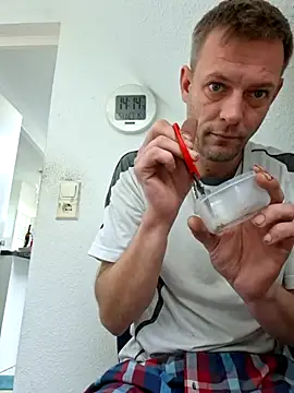 Snapshot of Percy_ohv chatting on November 2025 01:11:02 PM Percy ohv online show from November 2025 01:11:02 PM