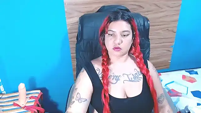 Snapshot of Dulce_domini chatting on March 2025 04:39:02 AM Dulce domini online show from March 2025 04:39:02 AM