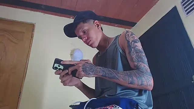 GaboReyes online show from October 2025 03:56:01 AM