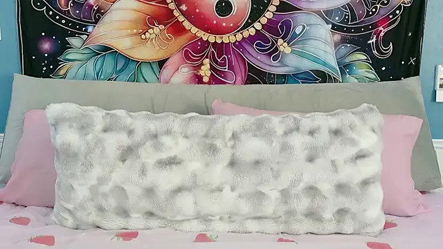 Snapshot of SaraBearXo chatting on March 2026 01:29:02 PM SaraBearXo online show from March 2026 01:29:02 PM