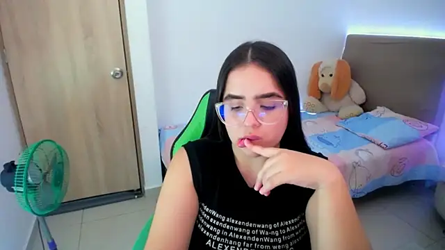  alicia z online show from February 2025 09:44:02 PM