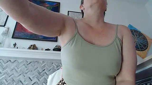 AuroraWillows online show from July 2026 02:34:02 PM