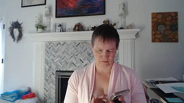 AuroraWillows online show from July 2026 10:22:01 PM