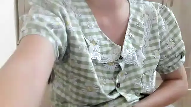 Snapshot of Beauty_Asian_Tina chatting on March 2025 01:17:02 AM Beauty Asian Tina online show from March 2025 01:17:02 AM