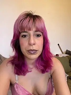 Ambredelacroix online show from April 2026 06:42:02 PM