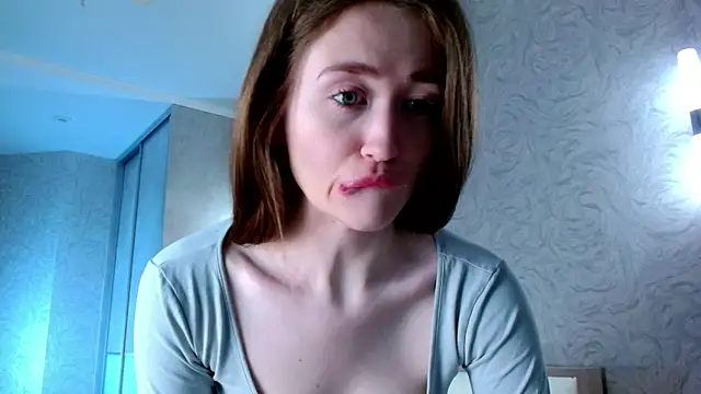 millllina online show from March 2025 04:00:02 PM