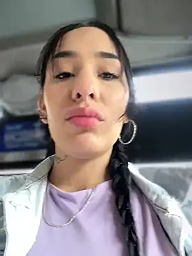 Snapshot of __IRIS__ chatting on February 2025 04:01:02 PM IRIS online show from February 2025 04:01:02 PM