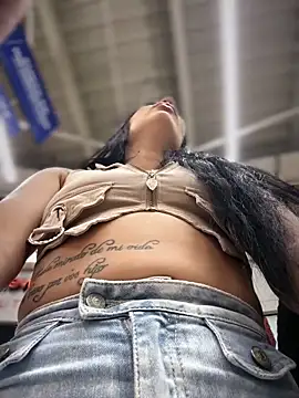 Snapshot of __IRIS__ chatting on March 2026 05:07:01 PM IRIS online show from March 2026 05:07:01 PM