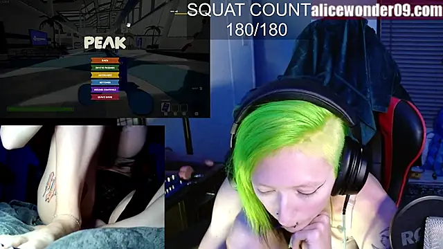 alicewonder09 online show from October 2025 04:40:01 AM