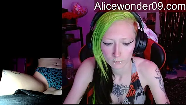 Snapshot of alicewonder09 chatting on February 2026 03:38:02 AM alicewonder09 online show from February 2026 03:38:02 AM