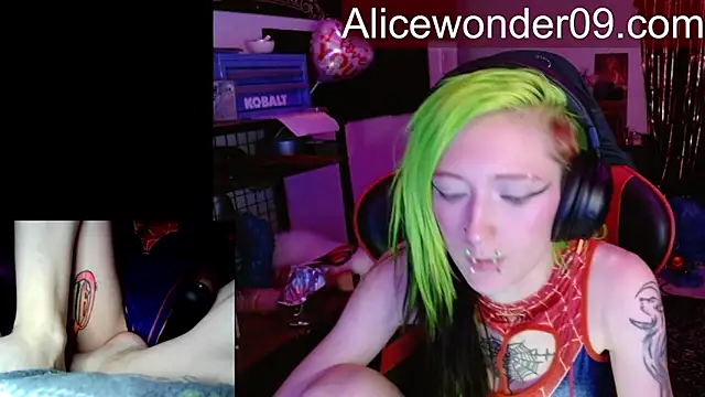 Snapshot of alicewonder09 chatting on March 2026 03:34:02 AM alicewonder09 online show from March 2026 03:34:02 AM