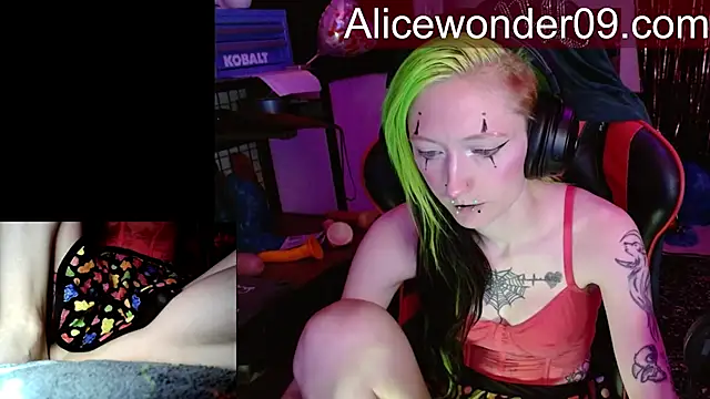 Snapshot of alicewonder09 chatting on March 2026 03:23:01 AM alicewonder09 online show from March 2026 03:23:01 AM