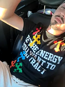 Snapshot of Bbyboyivan chatting on November 2025 10:26:01 PM Bbyboyivan online show from November 2025 10:26:01 PM