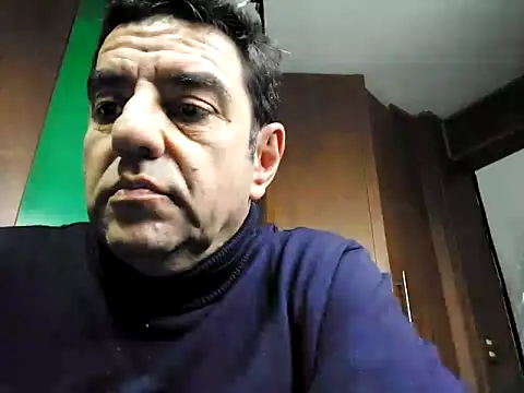 FernandoReuterG online show from February 2026 11:30:02 PM