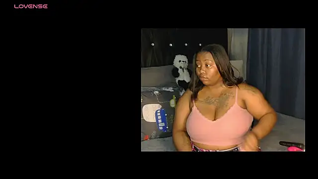 caramelbooty69 online show from November 2025 06:51:01 PM