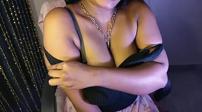 Snapshot of Your_Devika chatting on January 2025 11:00:02 AM Your Devika online show from January 2025 11:00:02 AM