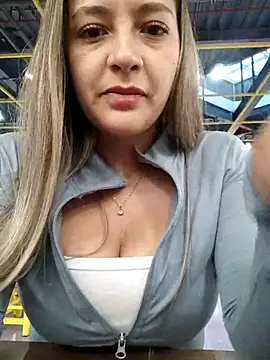 alana 69 online show from June 2026 10:58:02 PM