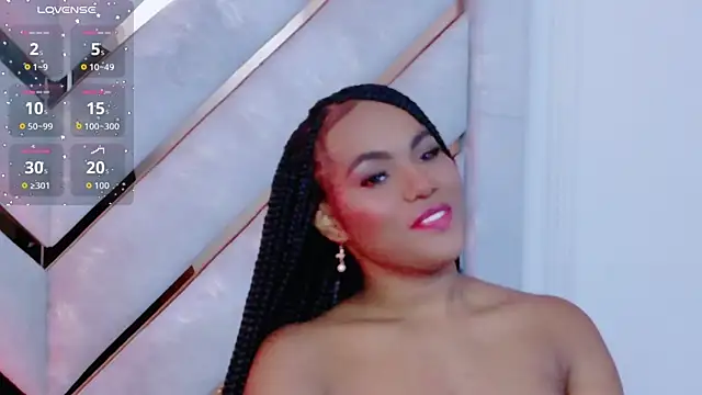 Sara Boom online show from June 2026 08:13:02 PM
