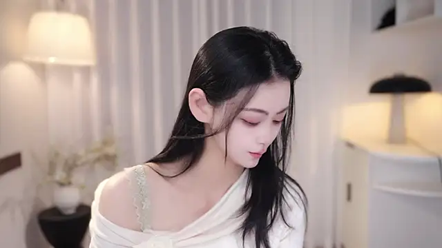 Ocean--Lili online show from October 2025 02:18:02 PM