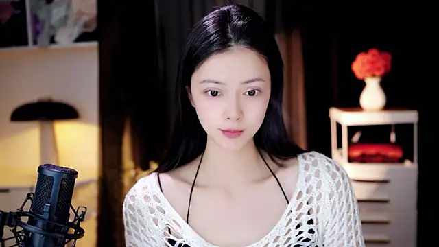 Ocean--Lili online show from May 2026 02:21:02 PM