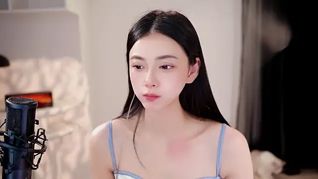 Ocean--Lili online show from June 2026 02:17:02 PM
