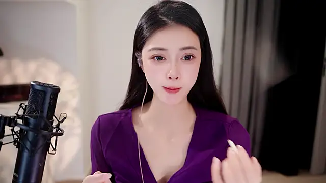 Ocean--Lili online show from June 2026 02:14:01 PM