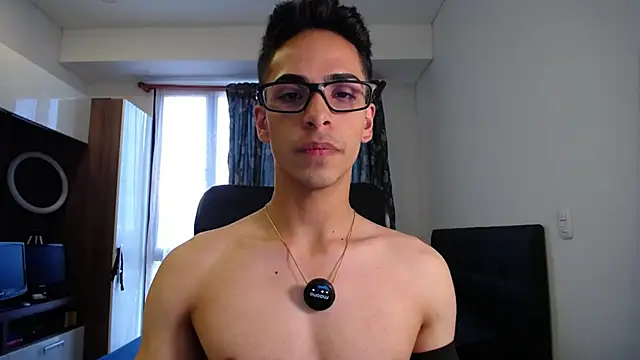 Snapshot of aodaboyyy chatting on December 2024 10:36:02 PM aodaboyyy online show from December 2024 10:36:02 PM