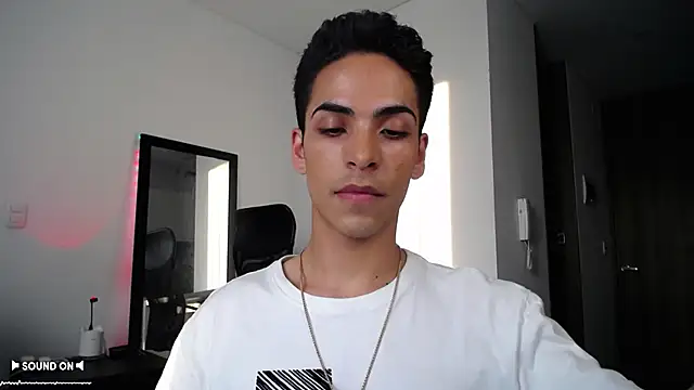 Snapshot of aodaboyyy chatting on February 2025 10:39:02 PM aodaboyyy online show from February 2025 10:39:02 PM