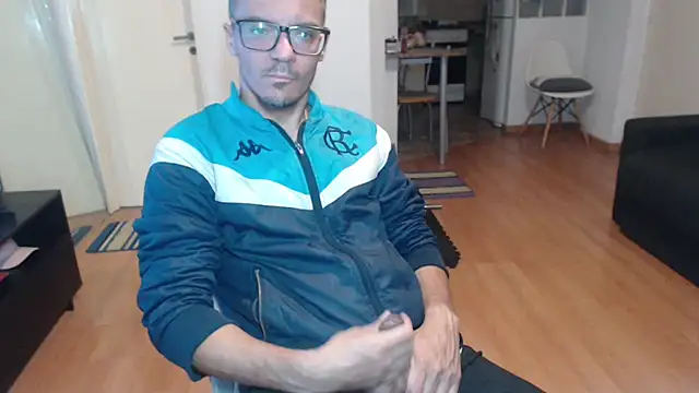 guachin hunk online show from June 2026 03:24:02 AM