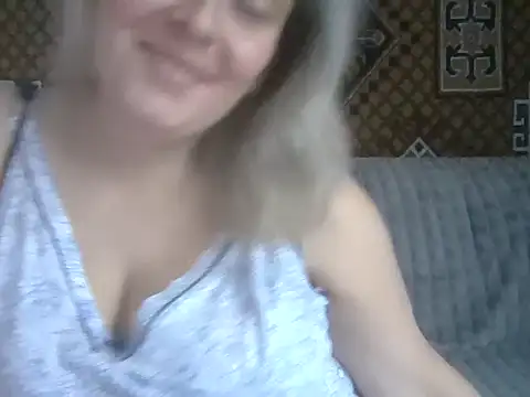 Diana Britt online show from October 2025 06:16:02 AM