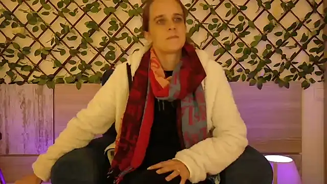 Snapshot of LadyChantale chatting on October 2025 07:53:01 AM LadyChantale online show from October 2025 07:53:01 AM