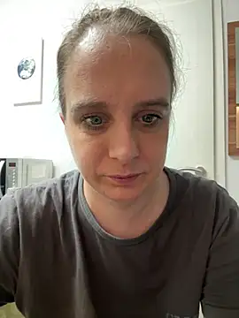 LadyChantale online show from April 2026 05:08:01 AM