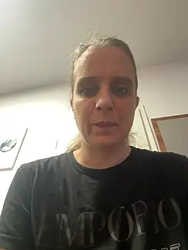 LadyChantale online show from May 2026 06:09:02 AM