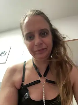 LadyChantale online show from May 2026 05:57:01 AM
