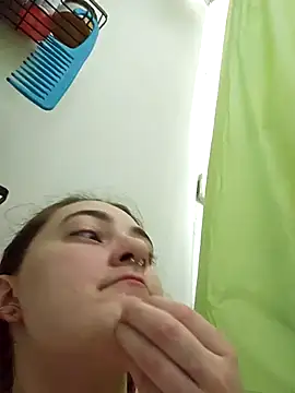 Snowbunnycake 131 online show from November 2025 10:14:01 AM