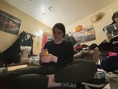 Snowbunnycake 131 online show from May 2026 05:29:01 PM