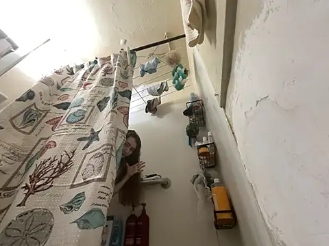 Snowbunnycake 131 online show from June 2026 12:59:01 PM