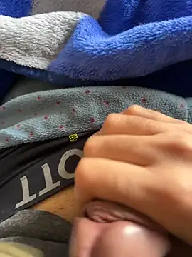 Snapshot of bigdiiiickkk chatting on January 2026 12:21:01 PM bigdiiiickkk online show from January 2026 12:21:01 PM