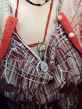 Snapshot of maahi-satva chatting on November 2025 10:04:02 AM maahi-satva online show from November 2025 10:04:02 AM