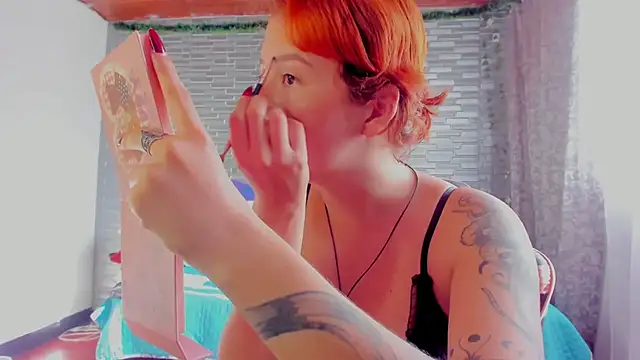 Ginger Sweetty online show from December 2025 08:58:01 PM