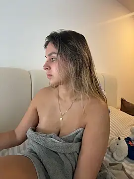 oriana zoeee online show from April 2026 12:39:01 AM