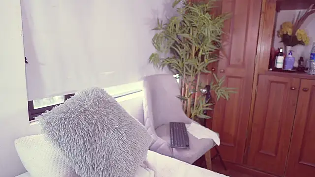 Lucy fit online show from October 2025 11:31:02 AM