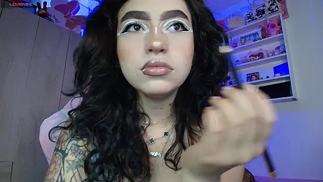 valenor  online show from May 2026 03:23:02 AM