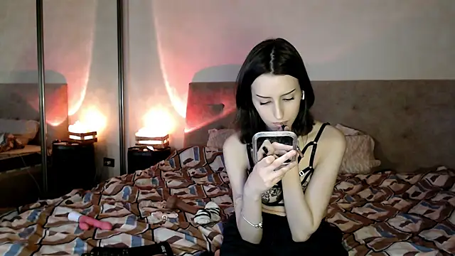 -Yummybabes- online show from April 2026 10:33:01 PM
