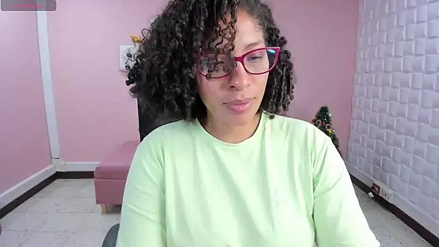 Snapshot of DannaBerry chatting on December 2024 03:11:02 PM DannaBerry online show from December 2024 03:11:02 PM